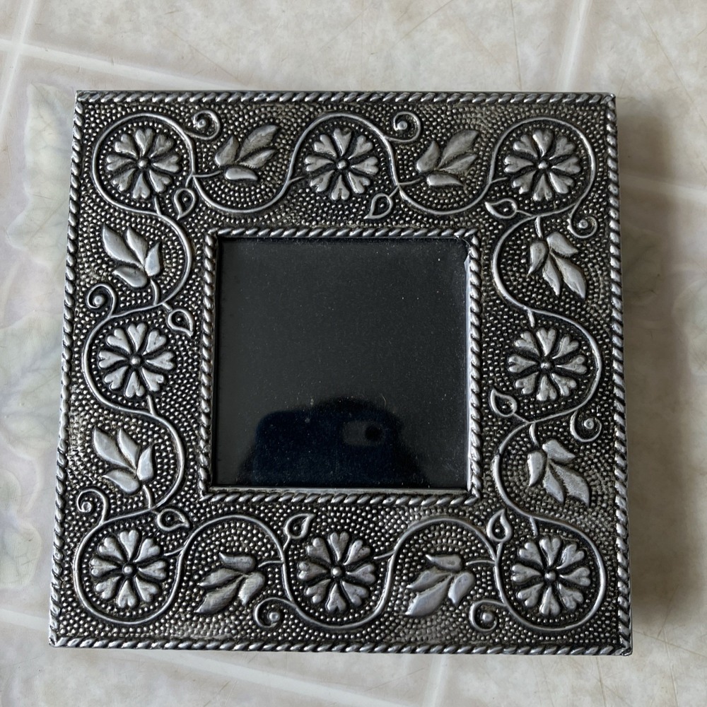Ornate Metal Photo Frame Embossed Floral Vine Design 5 1/2" square Elegant